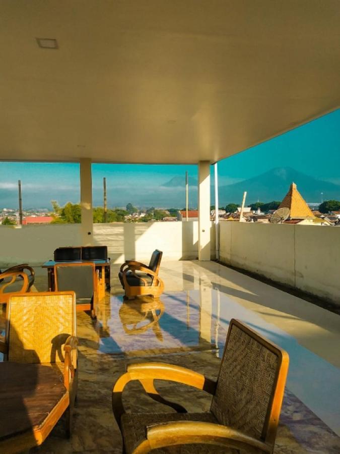 Bluefire Homestay Syariah Banyuwangi  Esterno foto