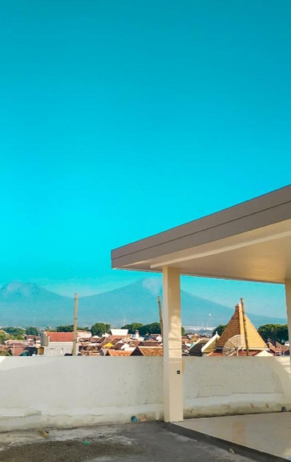 Bluefire Homestay Syariah Banyuwangi  Esterno foto
